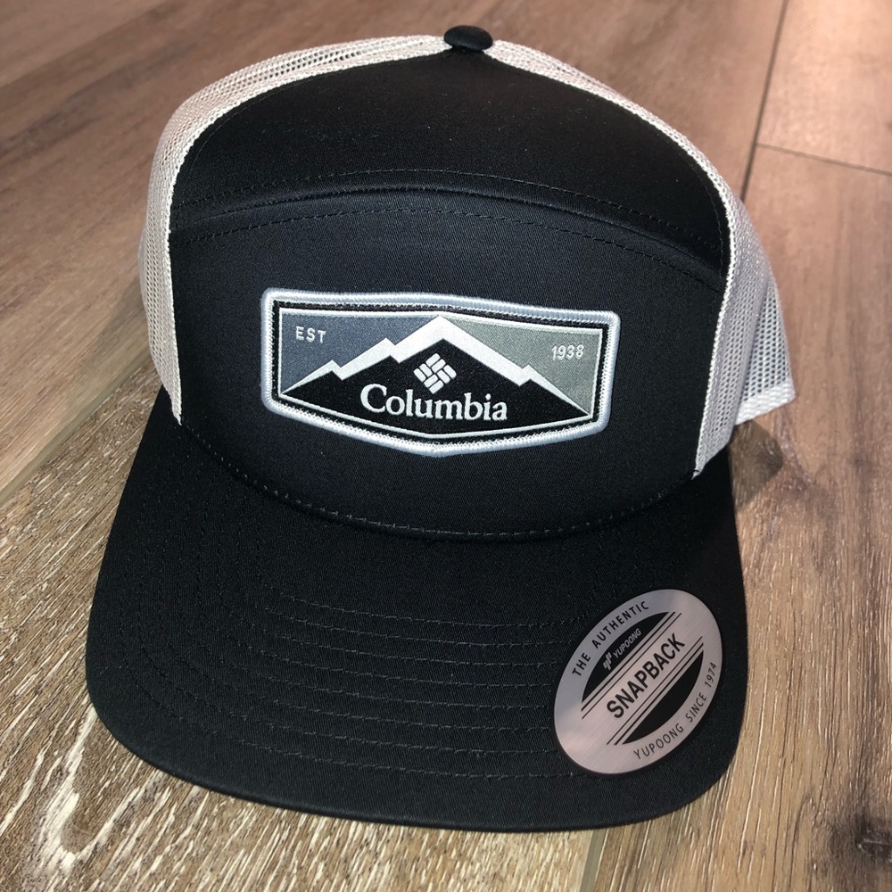 BRAND NEW Columbia SnapBack Hat (Unisex)